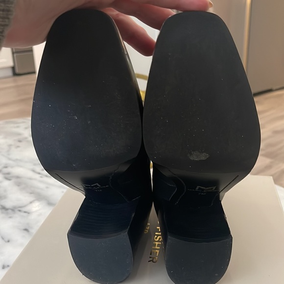 Marc Fisher Black Leather Taline Bootie - Size 7 - Picture 6 of 7